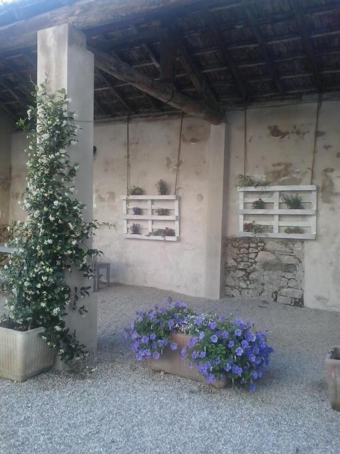 La Casa Bianca Apartamento Roe Exterior foto